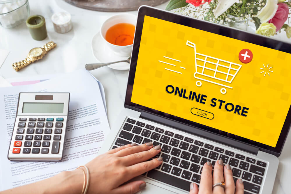 Ce costuri implică lansarea unui magazin online
