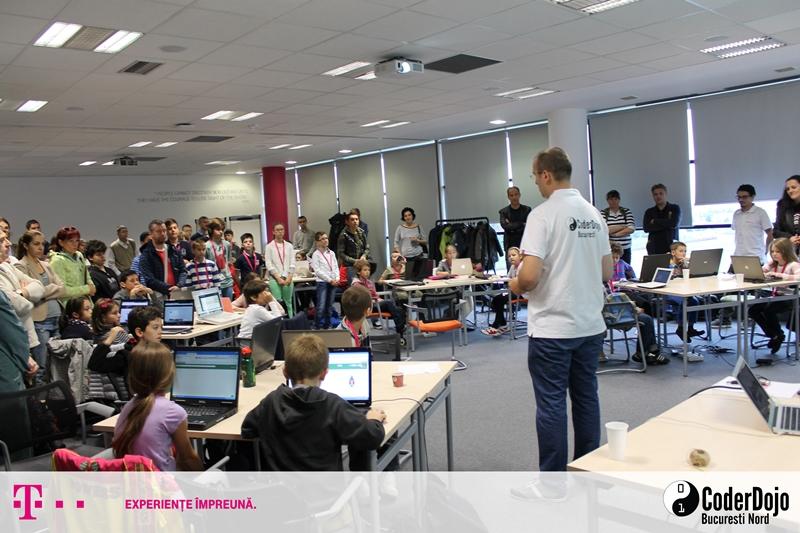 Atelierele de programare gratuite Coder Dojo Bucuresti Nord @Telekom Romania încep al treilea an de activitate cu cel mai mare număr de participanți